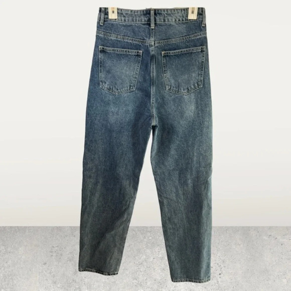 Shein Women size medium jeans / pants EUC - Measurements in listing - Picture 1 of 7